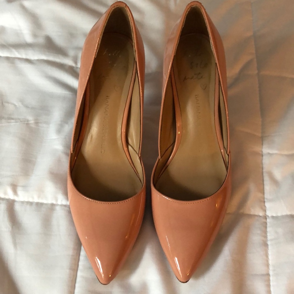 Banana Republic Faded Coral Damsel D'orsay Pumps